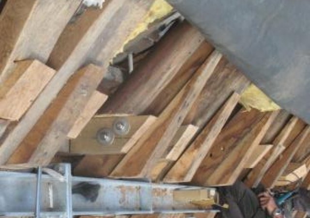 Arbeit in enger Zusammenarbeit mit den Gewerken